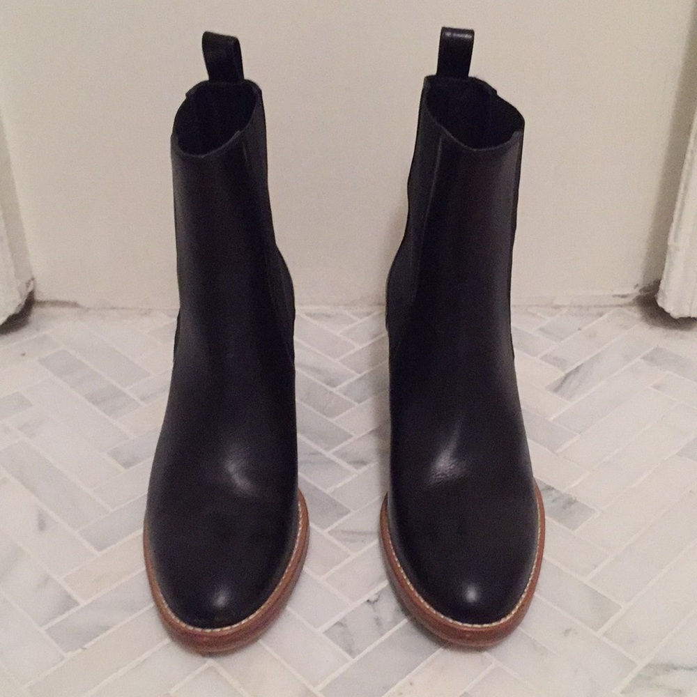 NEVER WORN - Jenni Kayne Tall Leather Chelsea Boot